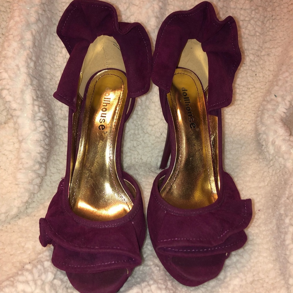 Shoes 👠 - Picture 2 of 4